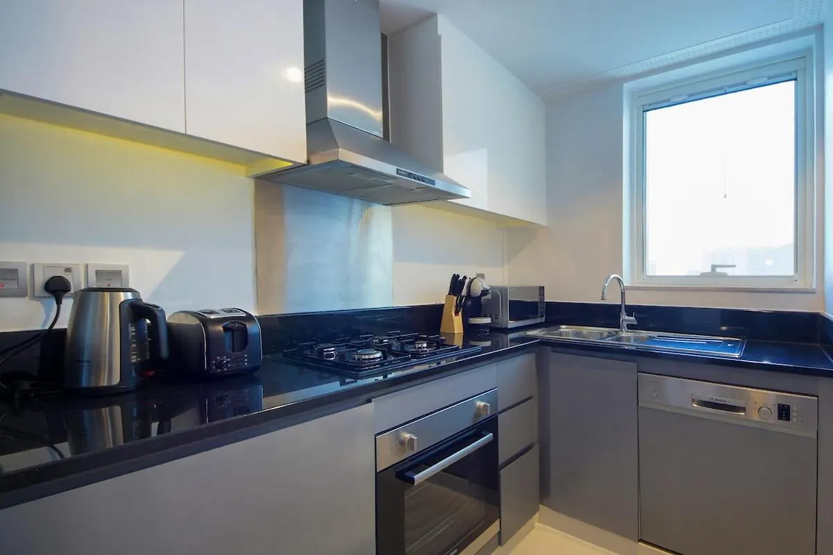 Exclusive 2Br Damac Prive With Balcony & Canal View Ντουμπάι Διαμέρισμα