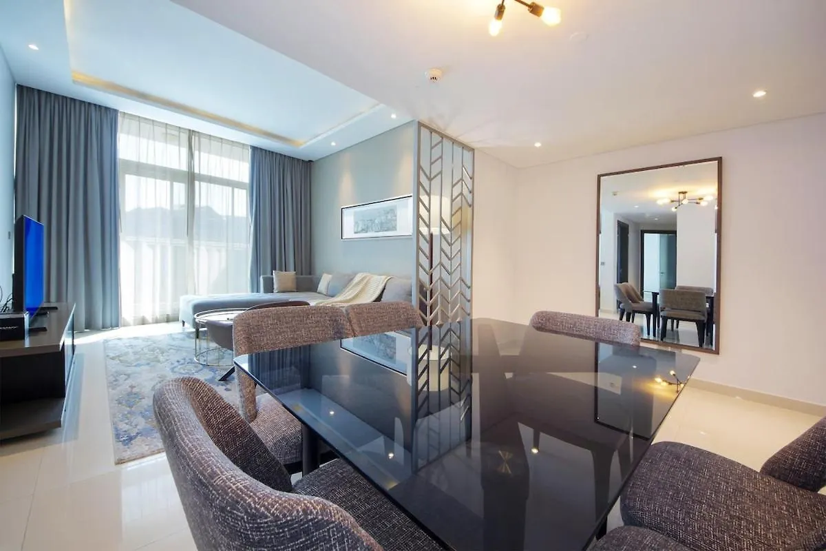 Exclusive 2Br Damac Prive With Balcony & Canal View Ντουμπάι